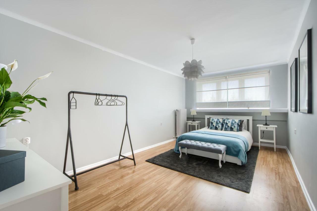L4 Skyline Apartment Варшава Екстериор снимка